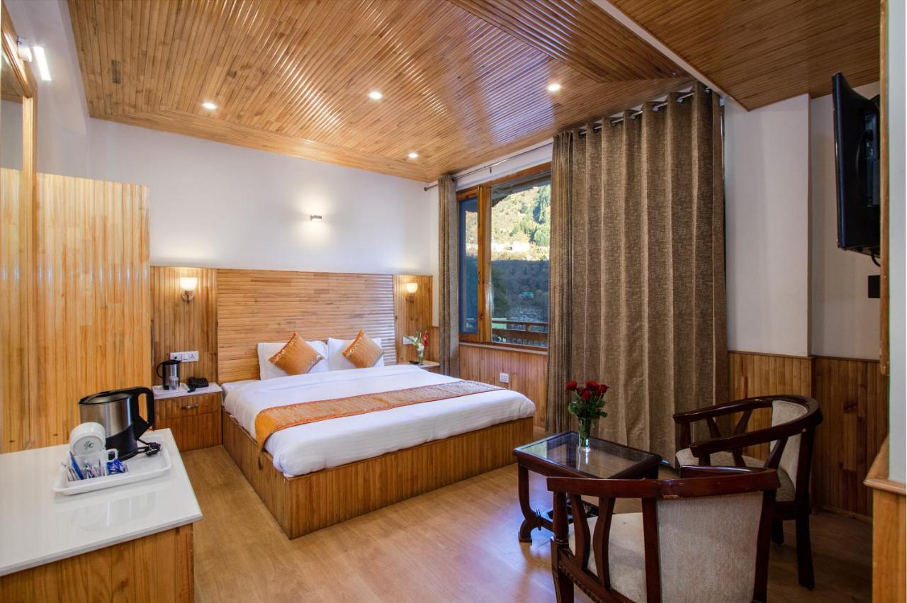 Vaibhav Regency Hotel Manali  Exterior photo