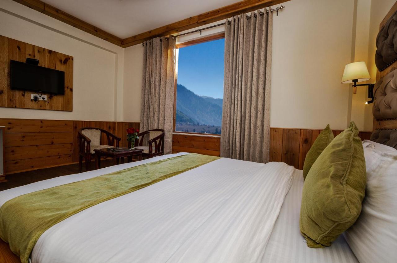 Vaibhav Regency Hotel Manali  Exterior photo