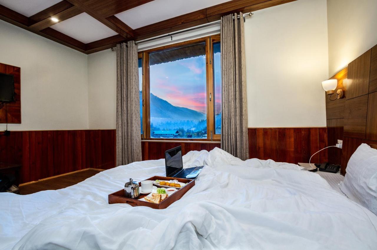 Vaibhav Regency Hotel Manali  Exterior photo